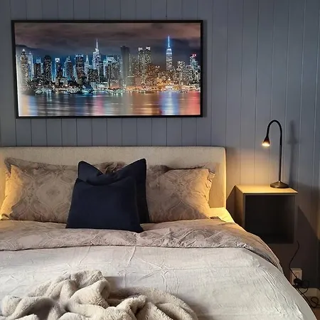 Midt I - Supersentralt Og Gratis Parkering Leilighet Drammen