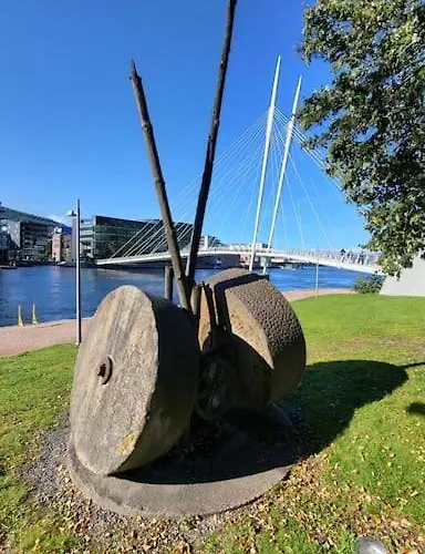 Midt I - Supersentralt Og Gratis Parkering *