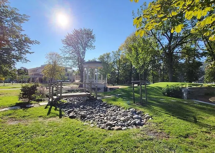 Lägenhet Midt I - Supersentralt Og Gratis Parkering